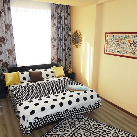 Bishkek Maximus Apartament 2 Eksteriør billede